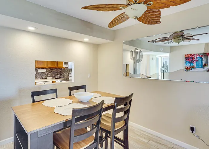 Pool, & Sun! Havasu Hot Spot By London Bridge Holiday home Lake Havasu City